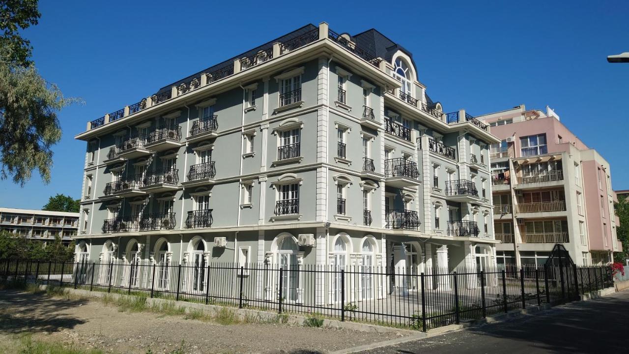 Deluxe Studio Riverside Anex Building